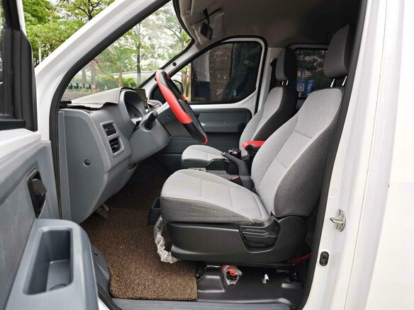 2026 Wuling Yangguang, белый, 1590000 рублей - вид 8