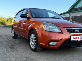 2009 Kia Rio II, оранжевый, 550000 рублей, вид 3