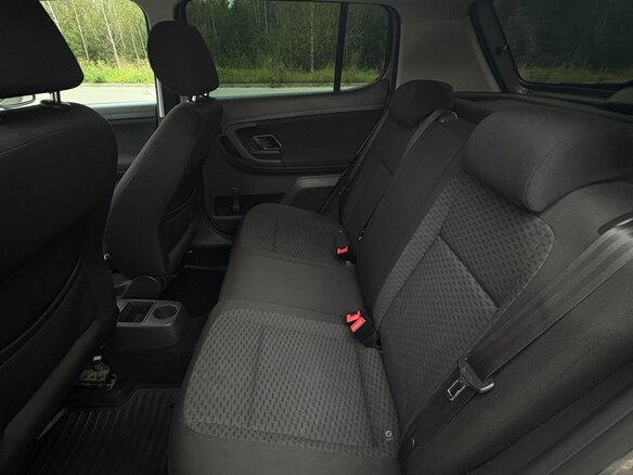 2011 Skoda Fabia II Рестайлинг, серый, 750000 рублей - вид 10