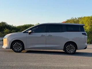 2025 Wuling Starlight 730, бежевый, 1490444 рублей, вид 4