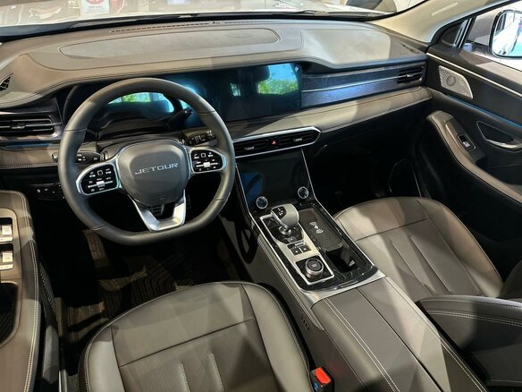 2026 Jetour X90+, серый, 4157010 рублей - вид 15