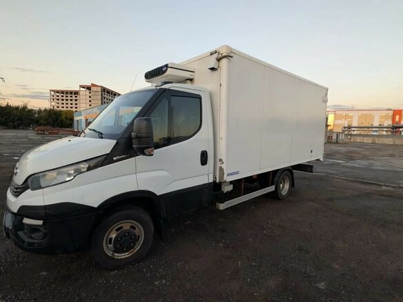 2021 Iveco Daily, белый, 3450000 рублей - вид 2