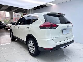 2022 Nissan X-Trail III Рестайлинг, белый, 1855000 рублей, вид 4