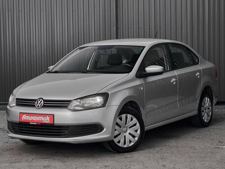 Volkswagen Polo V