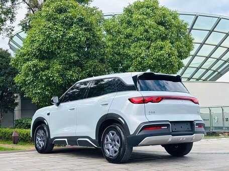 2026 BYD Yuan Up 45.12 kWh, белый, 1920000 рублей, вид 4
