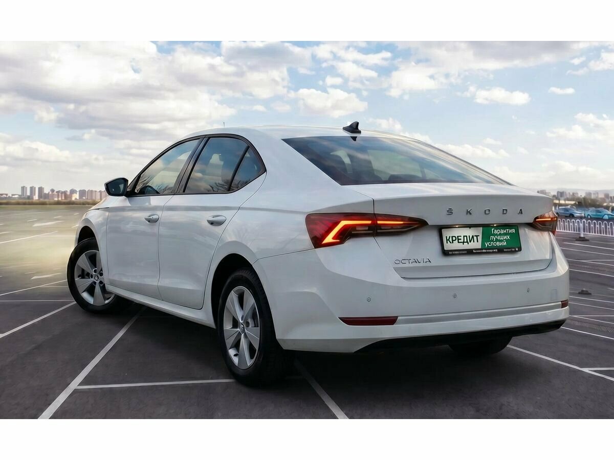 Открыть фотографии: Skoda Octavia IV (A8)