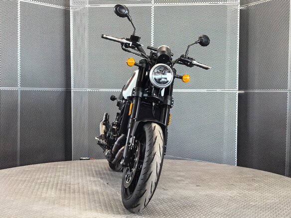 2023 Harley-Davidson X500, серебристый, 549000 рублей - вид 2