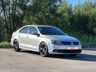 2011 Volkswagen Jetta VI, серебристый, 989000 рублей, вид 1