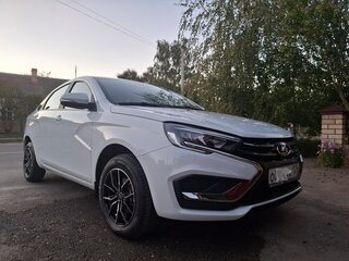 2023 Lada (ВАЗ) Vesta I Рестайлинг (NG), белый, 1350000 рублей, вид 3