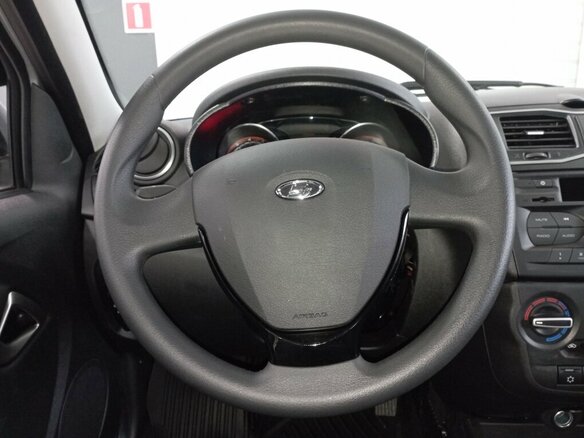 2026 Lada (ВАЗ) Granta Cross I Рестайлинг, серебристый, 1216000 рублей - вид 15