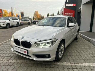 2017 BMW 1 серии 118i II (F20/F21) Рестайлинг 2, белый, 1591200 рублей, вид 3