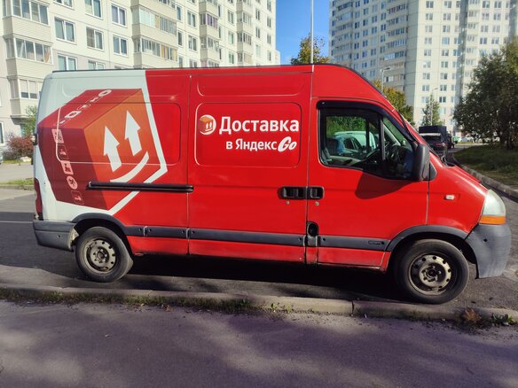 2008 Renault Master, красный, 585000 рублей - вид 3