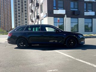 2018 Skoda Superb DSG7 III, чёрный, 2800000 рублей, вид 4
