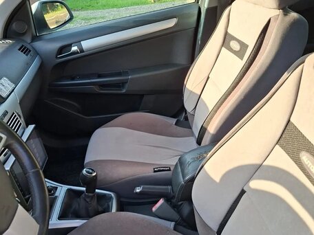 2013 Opel Astra H Рестайлинг, белый, 790000 рублей, вид 3