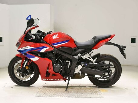 2025 Honda CBR 650R, красный, 1177000 рублей, вид 1