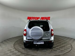 2018 Chevrolet Niva I Рестайлинг, серый, 676000 рублей, вид 5