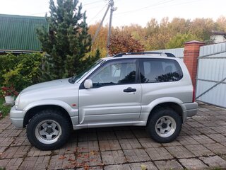 2005 Suzuki Grand Vitara I Рестайлинг, серебристый, 760000 рублей, вид 3