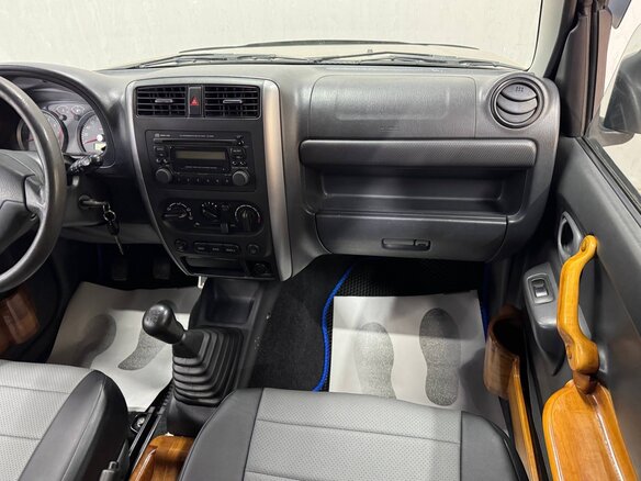 2008 Suzuki Jimny Sierra III Рестайлинг 1, бежевый, 1090000 рублей - вид 12