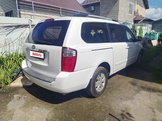 2010 Kia Carnival Grand II, белый, 1490000 рублей, вид 2