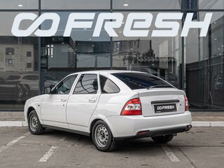 2014 Lada (ВАЗ) Priora I Рестайлинг, белый, 500000 рублей, вид 2