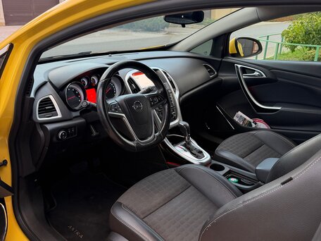 2014 Opel Astra GTC J Рестайлинг, жёлтый, 800000 рублей, вид 5