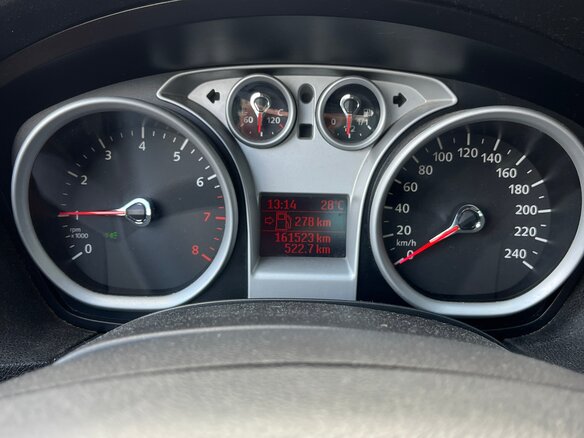2010 Ford Focus II Рестайлинг, серый, 559000 рублей - вид 13