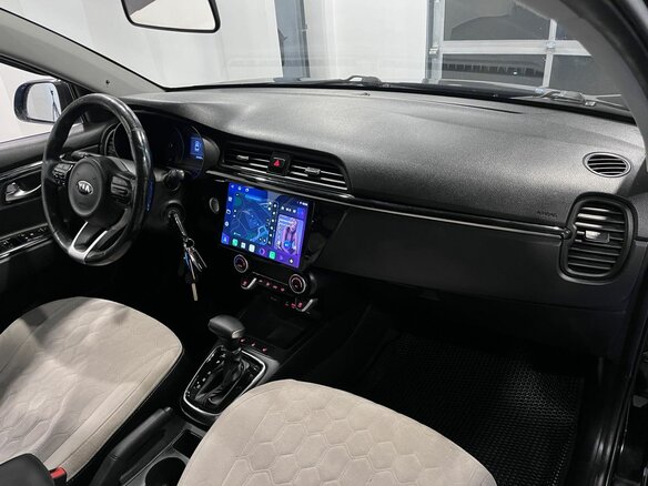 2018 Kia Rio IV, чёрный, 1095000 рублей - вид 11