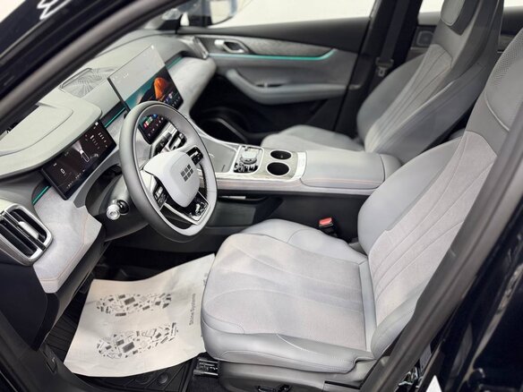 2026 Geely Galaxy M7, белый - вид 28