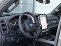 2026 Ram 1500 Crew Cab V Рестайлинг, зелёный - вид 2