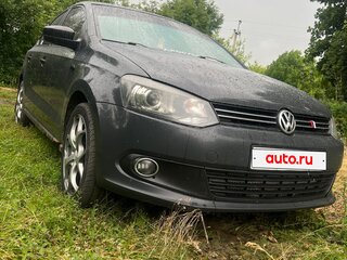 2010 Volkswagen Polo V, серый, 400000 рублей, вид 2