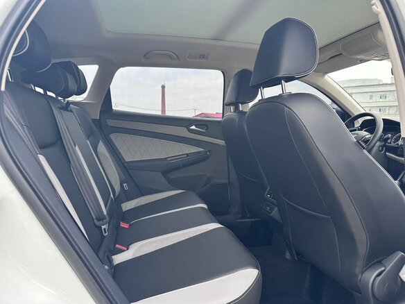 2023 Jetta VS7 I Рестайлинг 1, белый, 1700001 рублей - вид 23
