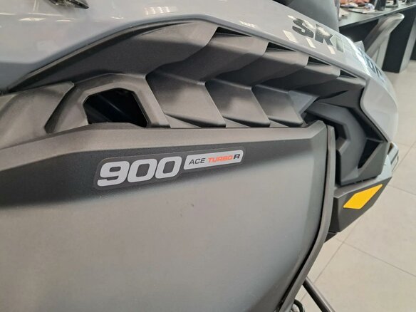 2026 Ski-Doo Expedition, чёрный, 2829000 рублей - вид 9
