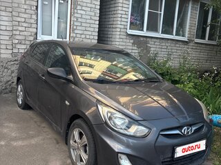2011 Hyundai Solaris I, чёрный, 500000 рублей, вид 3