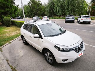 2013 Renault Koleos I Рестайлинг 2, белый, 1150000 рублей, вид 3