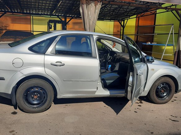 2006 Ford Focus II, серебристый - вид 6