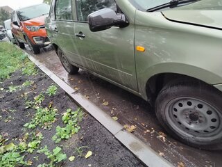 2013 Lada (ВАЗ) Granta I, зелёный, 250000 рублей, вид 4
