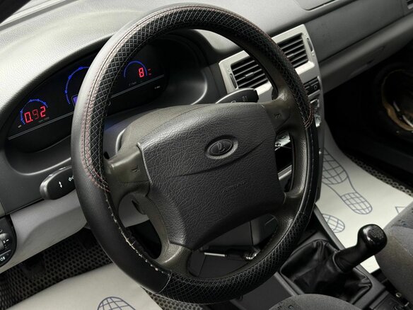 2009 Lada (ВАЗ) Priora I, серебристый, 270000 рублей - вид 17