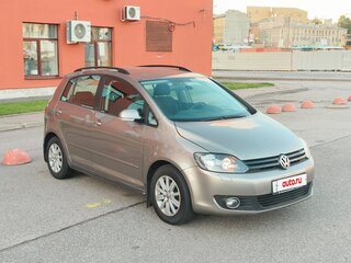 2014 Volkswagen Golf Plus II, коричневый, 850000 рублей, вид 2