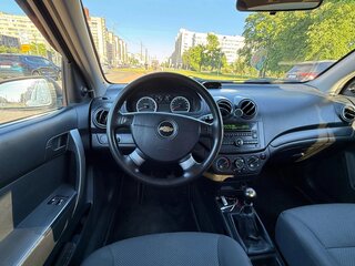 2008 Chevrolet Aveo I Рестайлинг, серебристый, 395000 рублей, вид 4