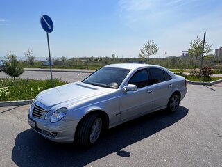 2006 Mercedes-Benz E-Класс 200 III (W211, S211) Рестайлинг, серебристый, 1100000 рублей, вид 2