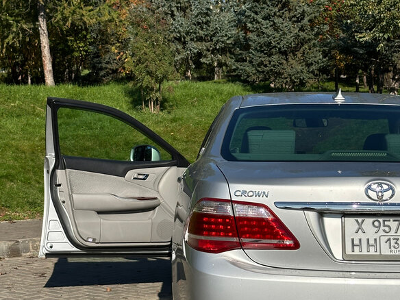 2010 Toyota Crown XIII (S200), серый, 1500000 рублей - вид 10