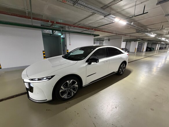 2025 Mazda EZ-6 28.4 kWh, белый, 3600000 рублей - вид 5