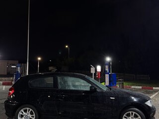 2010 BMW 1 серии 116i I (E81/E82/E87/E88) Рестайлинг, чёрный, 910000 рублей, вид 4