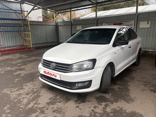 2017 Volkswagen Polo V Рестайлинг, белый, 530000 рублей, вид 1