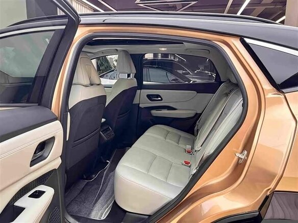 2023 Nissan Ariya I, оранжевый - вид 9