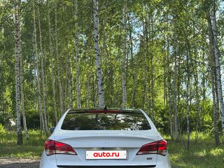 2015 Hyundai i40 I Рестайлинг, белый, 1200000 рублей, вид 3