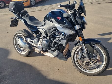 2021 BMW F 900 R, чёрный, 835000 рублей, вид 4