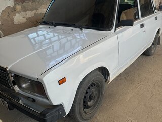 2002 Lada (ВАЗ) 2107, белый, 110000 рублей, вид 4