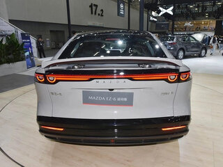 2026 Mazda EZ-6 18.9 kWh, серебристый, 3900205 рублей, вид 4