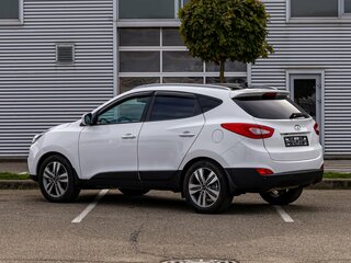 2015 Hyundai ix35 I Рестайлинг, белый, 1395000 рублей, вид 4